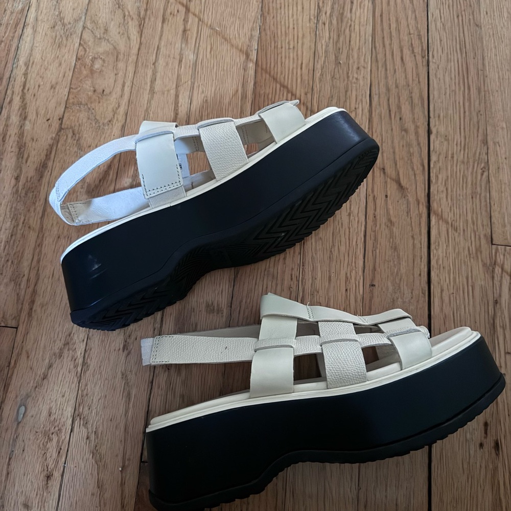 Sorel Cream and Black Platform Shoes